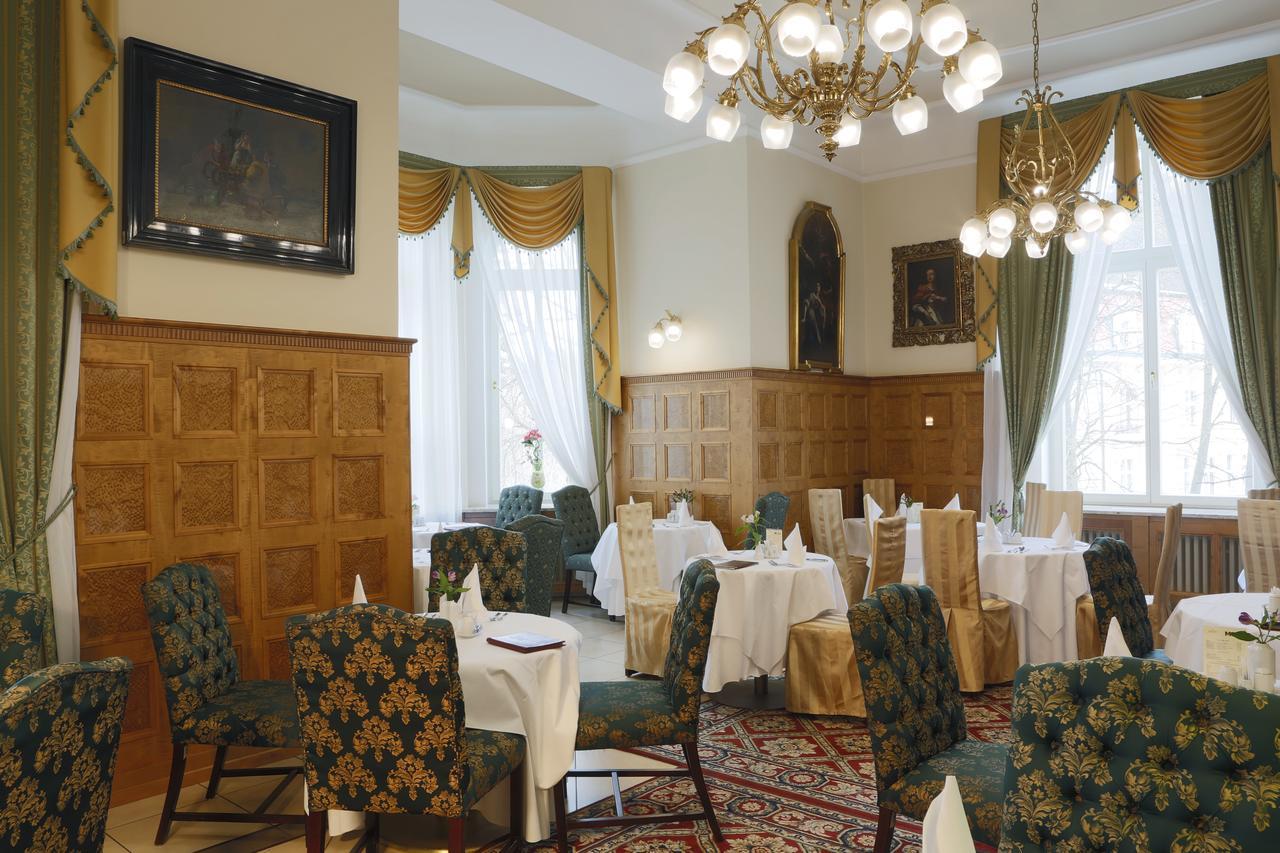 Bristol Kralovska Vila 카를로비바리 외부 사진