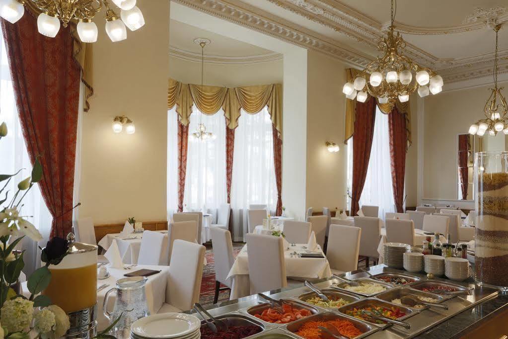 Bristol Kralovska Vila 카를로비바리 외부 사진